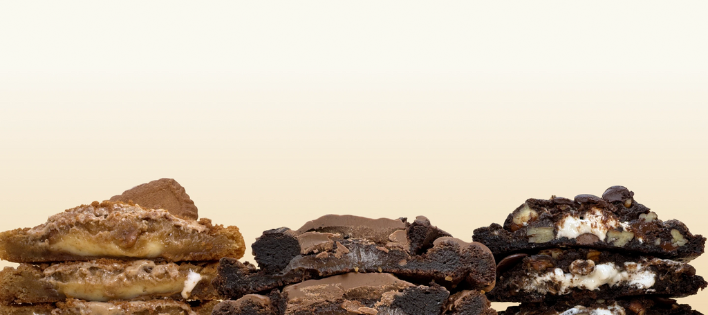 STUFFED COOKIES & EDIBLE COOKIE SHOTS